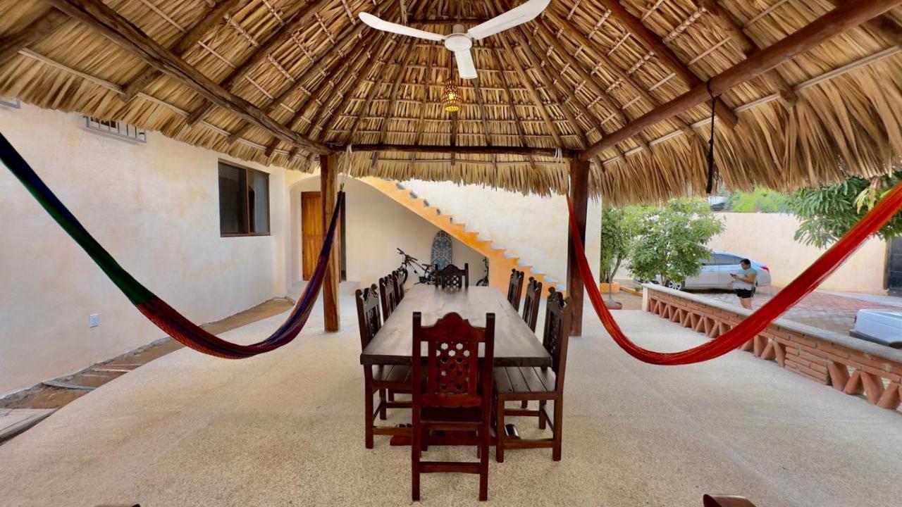 Отель Casa Puerto Viejo Пуэрто-Эскондидо Экстерьер фото
